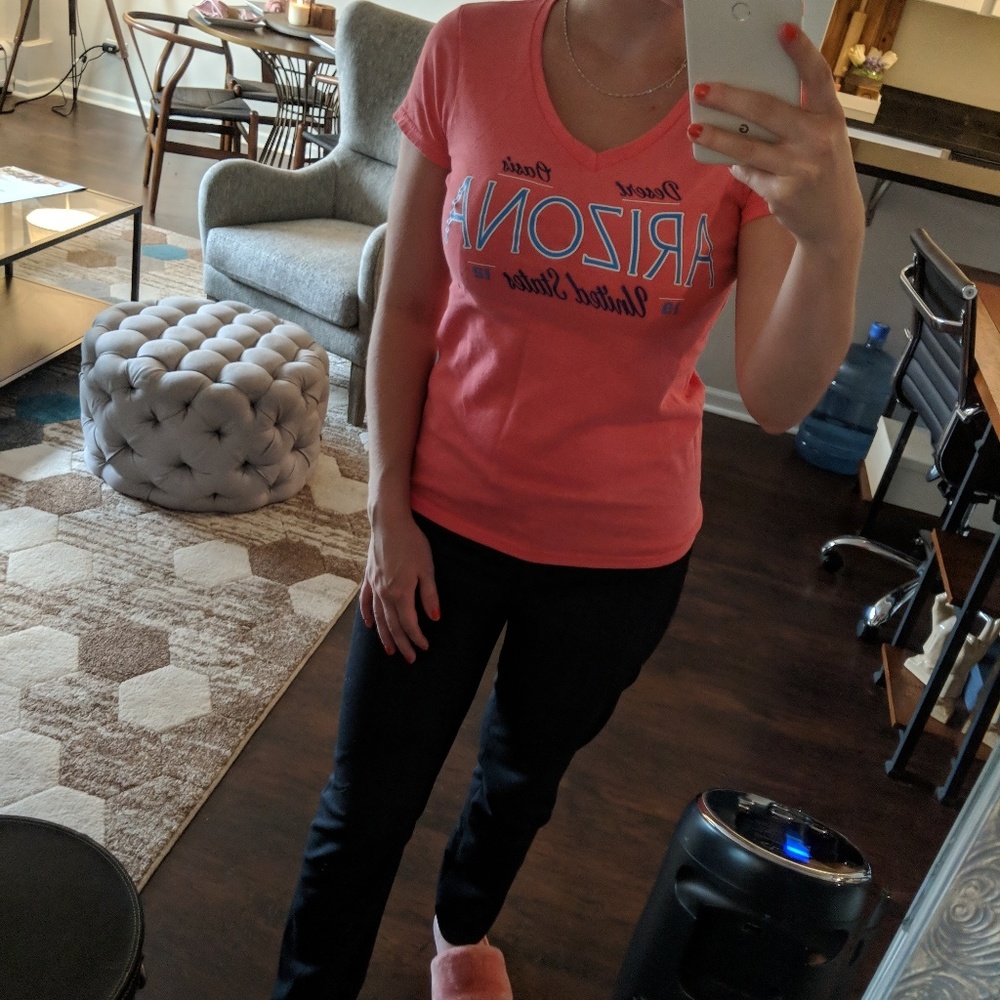 Arizona VNeck